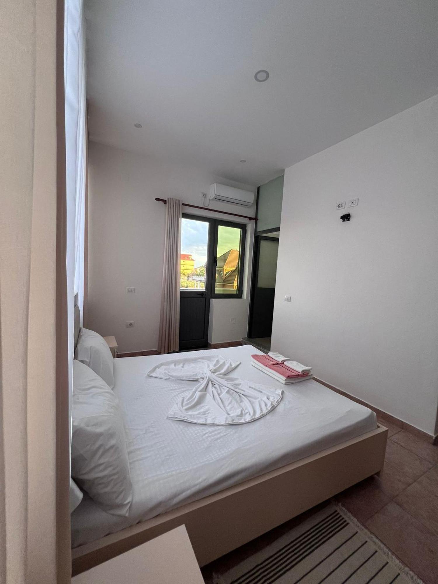Hostel Internacional Grilë Екстериор снимка