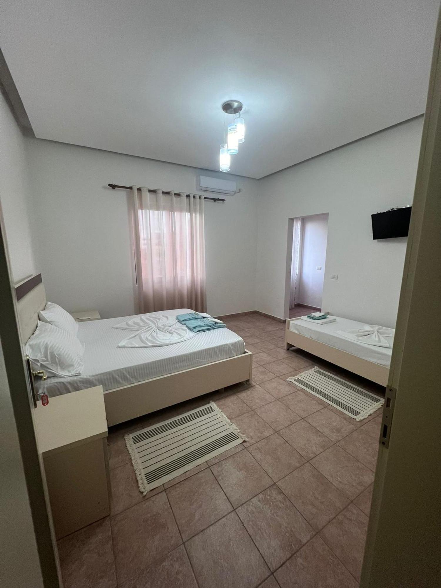 Hostel Internacional Grilë Екстериор снимка