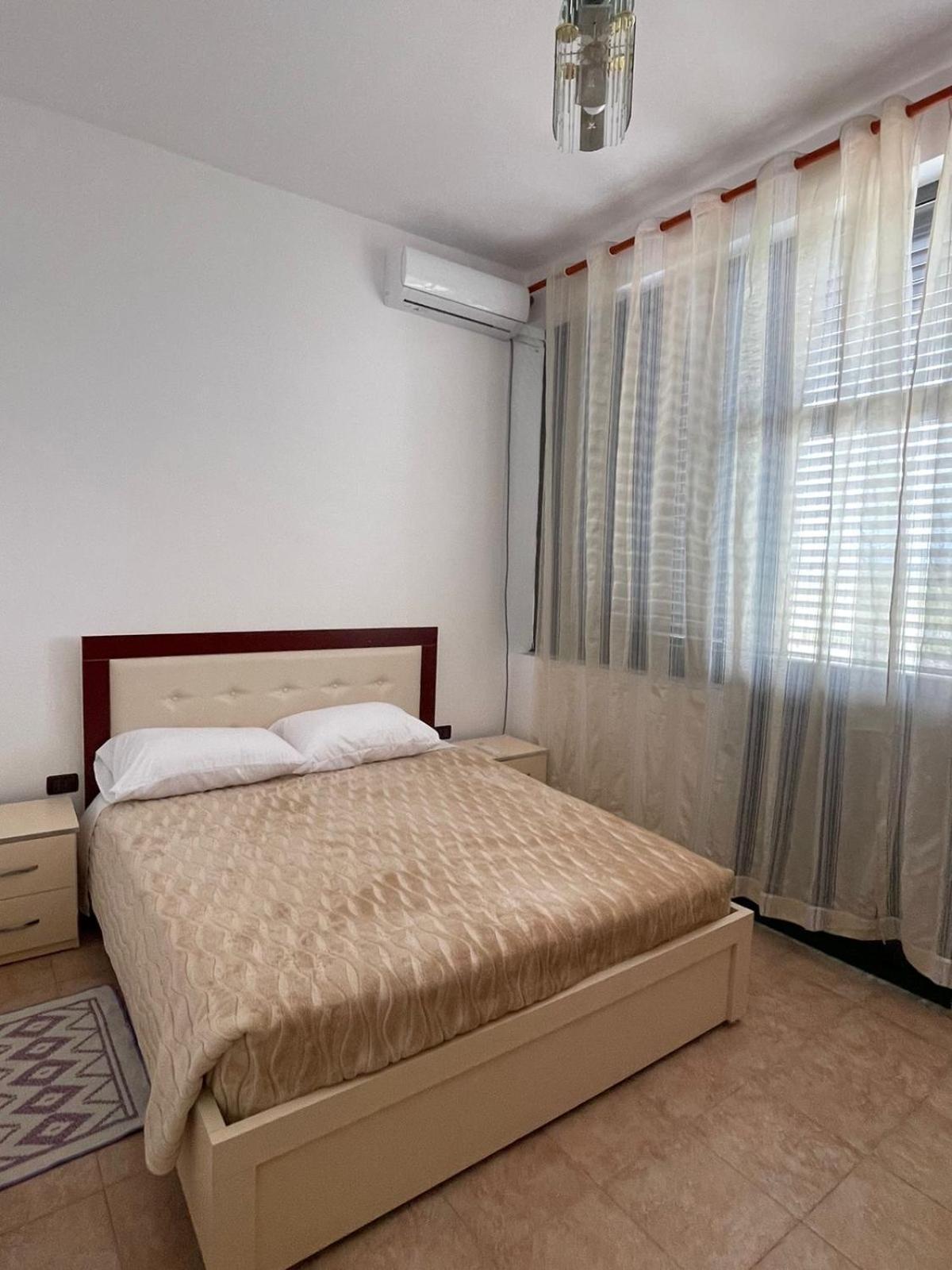 Hostel Internacional Grilë Екстериор снимка